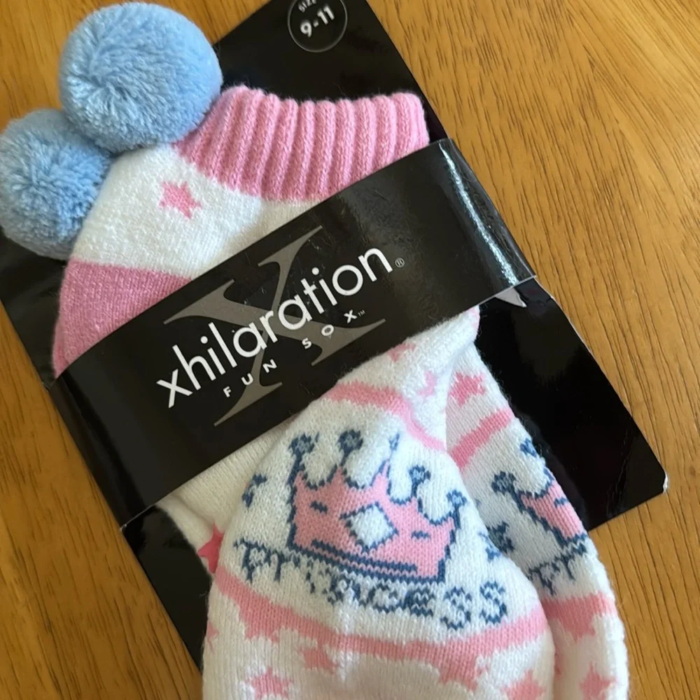 🛑NWT Xhilaration Fun Sox Gripper Slipper Socks Non Skid Stars Princess